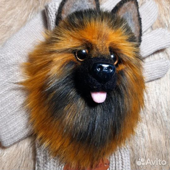 Звероварежки и брошь овчарка