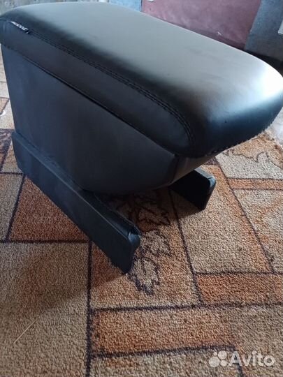 Подлокотник skoda octavia a5