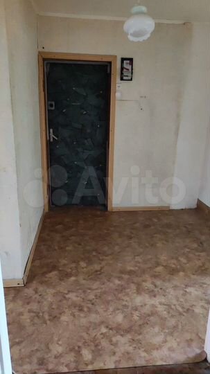 3-к. квартира, 60 м², 2/5 эт.