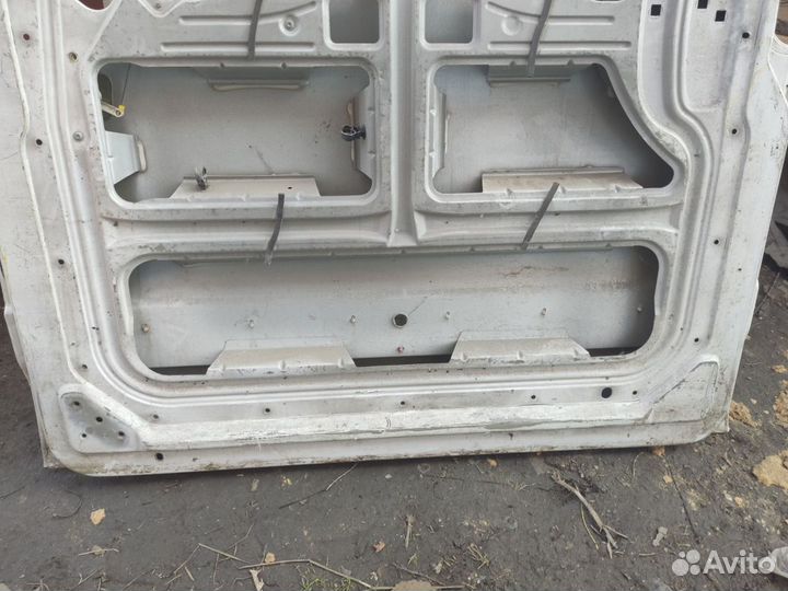 Дверь боковая сдвижная правая низ глух Рено Мастер