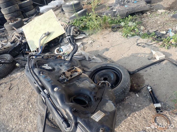 Бак топливный для Mercedes Benz W203 2000-2006