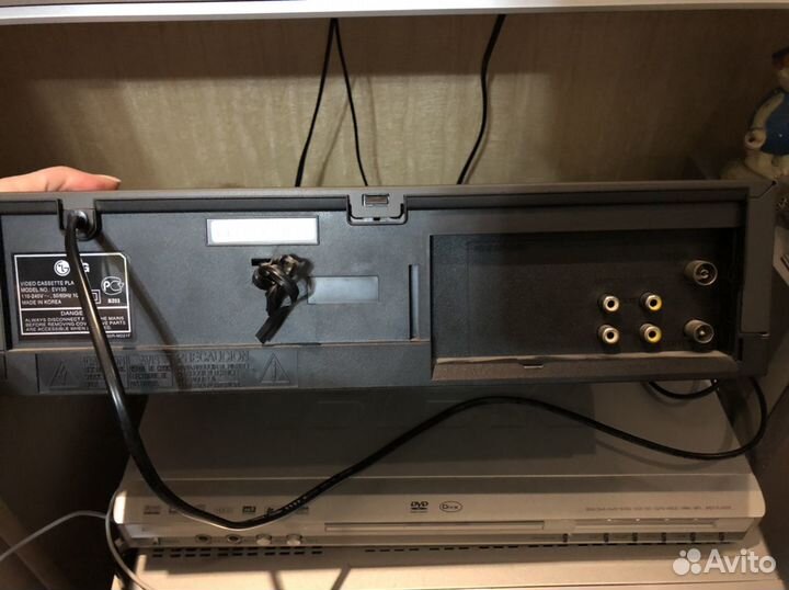 Видеомагнитофон
