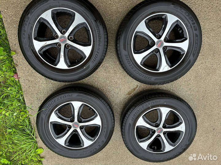 Летние шины bridgestone 215 65 R16 на литых дисках