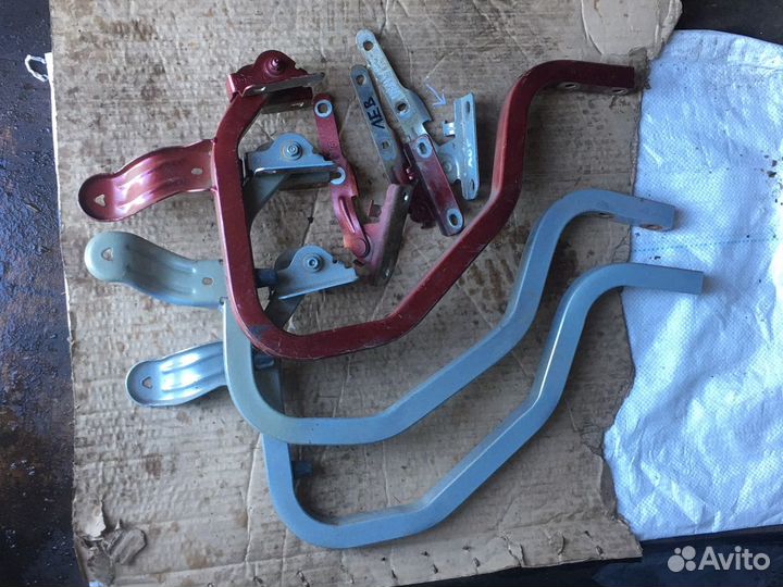 Петля крышки багажника петля капота Reno Logan I