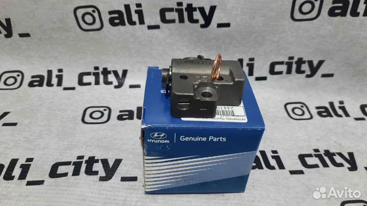 Натяжитель цепи грм Солярис Hyundai