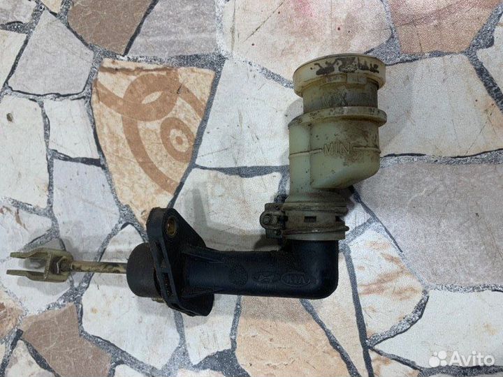 Главный цилиндр сцепления Hyundai Sonata New 2.0