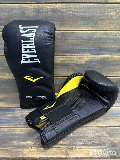 Боксерские перчатки