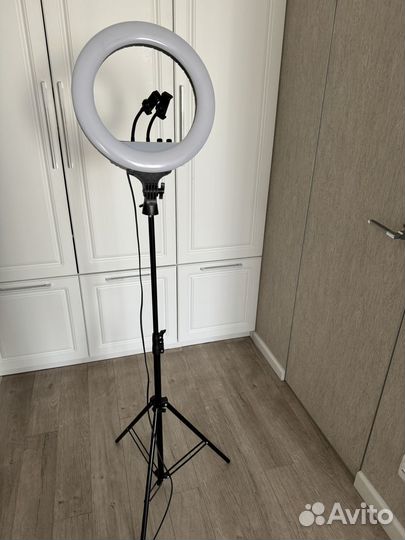 Кольцевая лампа 36 см