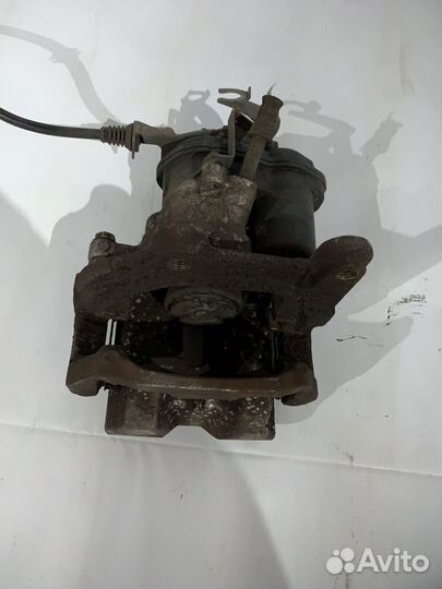 Суппорт тормозной задний левый bmw 5 g30