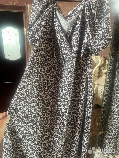 Платье в цветовек 54-56