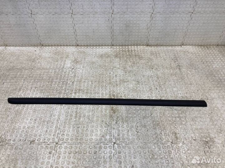 Молдинг двери передний левый Nissan Almera G15