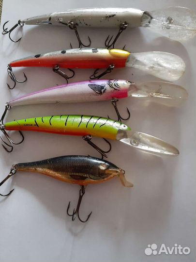 Воблера,блёсна и тд