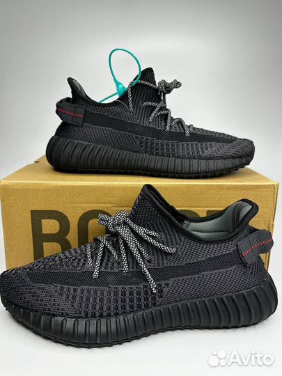 Кроссовки Adidas yeezy boost