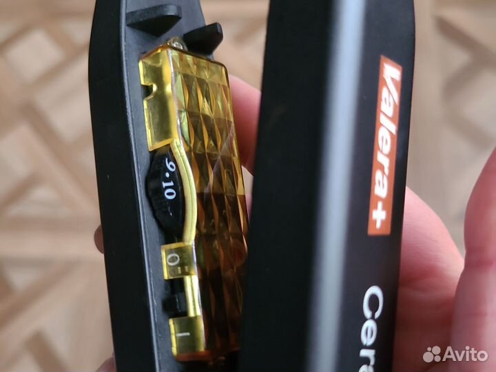 Выпрямитель для волос профессиональный