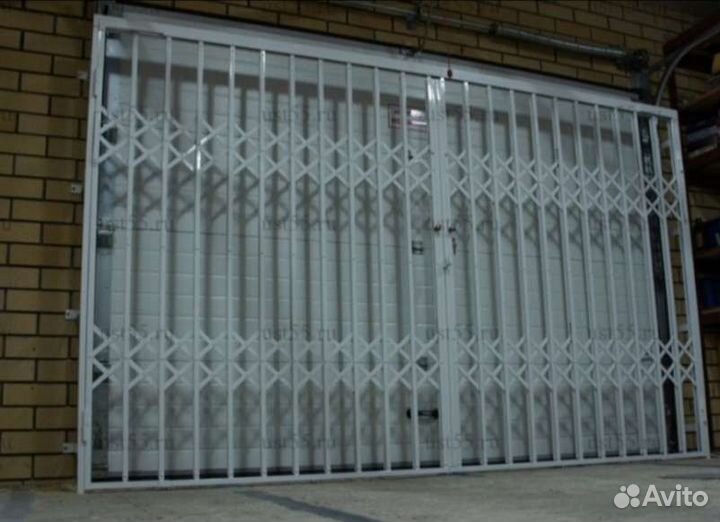 Раздвижные решётки для Магазина