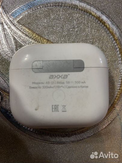 Беспроводные наушники axxa