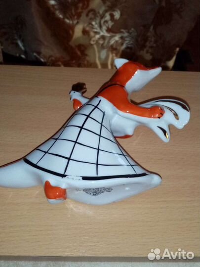 Статуэтка лиса и петух