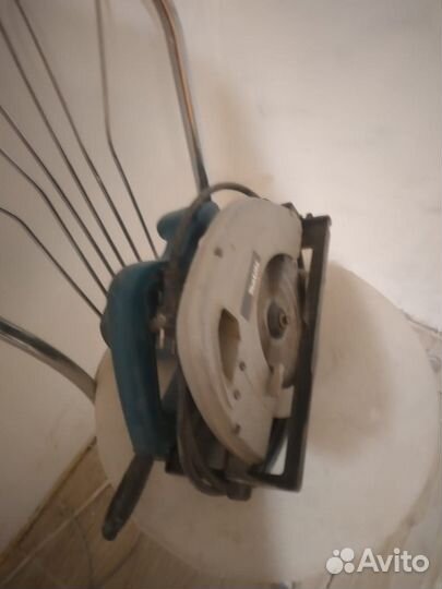 Пила ручная циркулярная makita