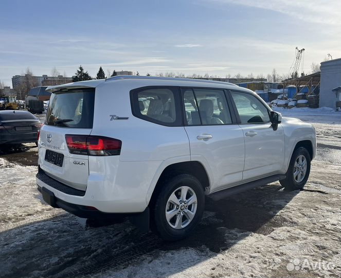 Toyota Land Cruiser 3.5 AT, 2022, 100 км