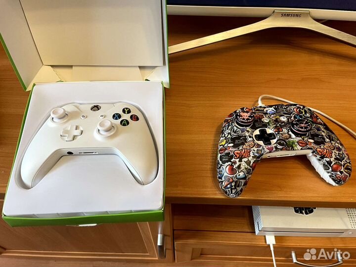 Xbox One S 1tb с играми