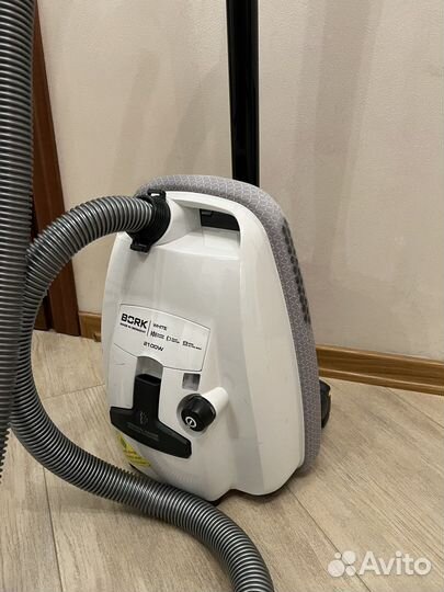 Пылесос Bork 2100w