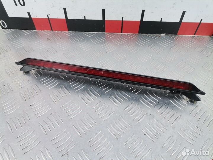 Стоп-сигнал Volkswagen Golf 3 1999 1J6945131C