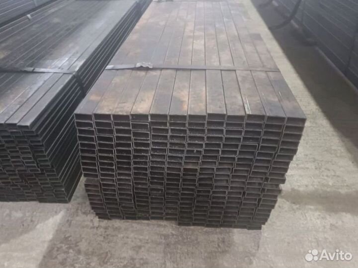 Профильная труба новая