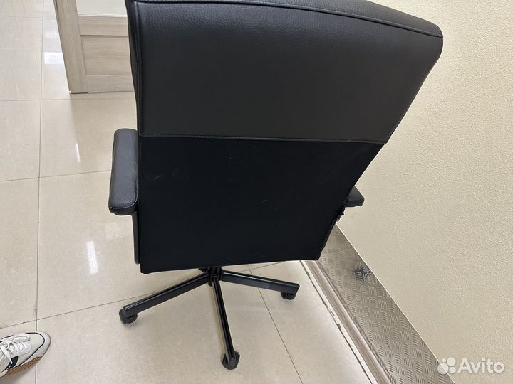 Компьютерное кресло IKEA идел