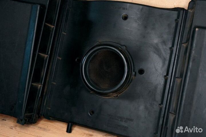 Корпус воздушного фильтра Mercedes S500 W140 M119