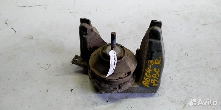 Опора двс правая (подушка) Audi A6 C4 94-97г