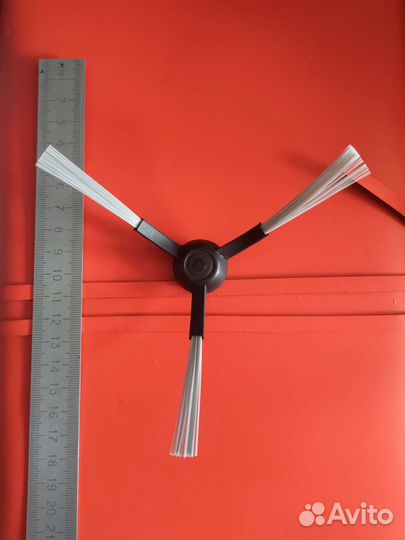 Новая щетка для робота-пылесоса