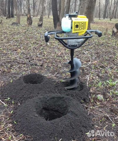 Бурение скважин мотобуром под сваи