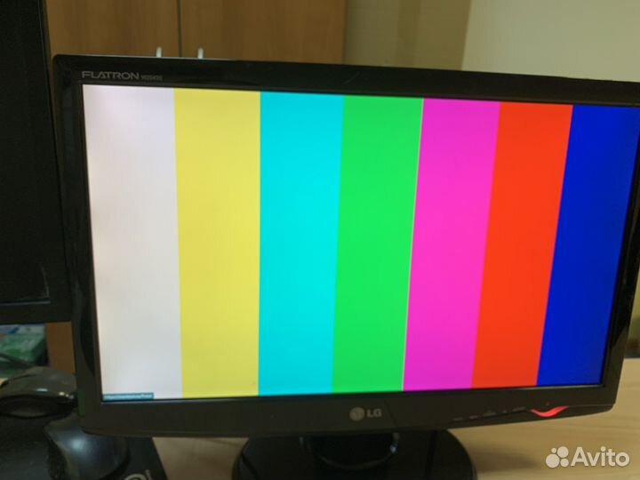 Монитор LG W2043