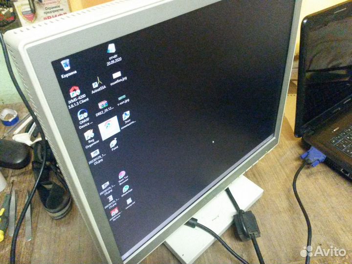 Mitsubishi NX76LCD 17 дюймов DVI-D и D-Sub