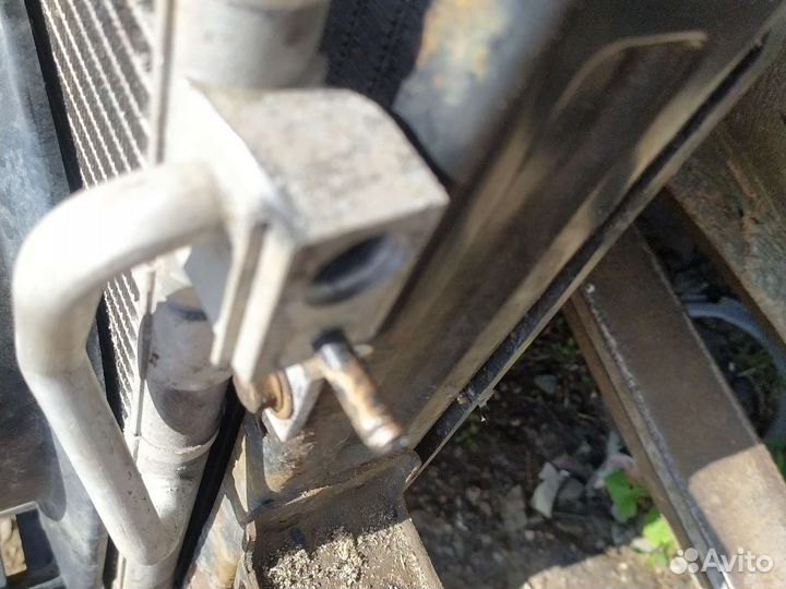 Кассета радиаторов KIA sorento 2005г. 2.5 aт