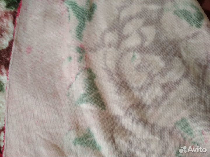 Пледы -покрывало б/у в отличном состоянии