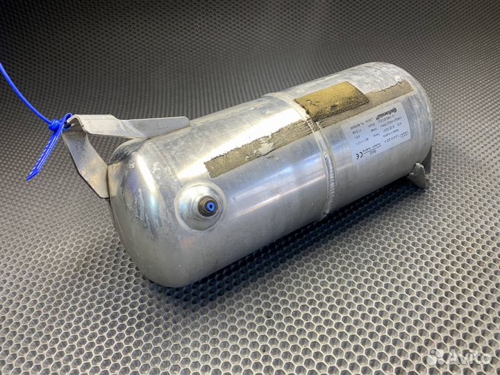 Ресивер пневмоподвески Audi Q7 4L 2008 7L8616202A