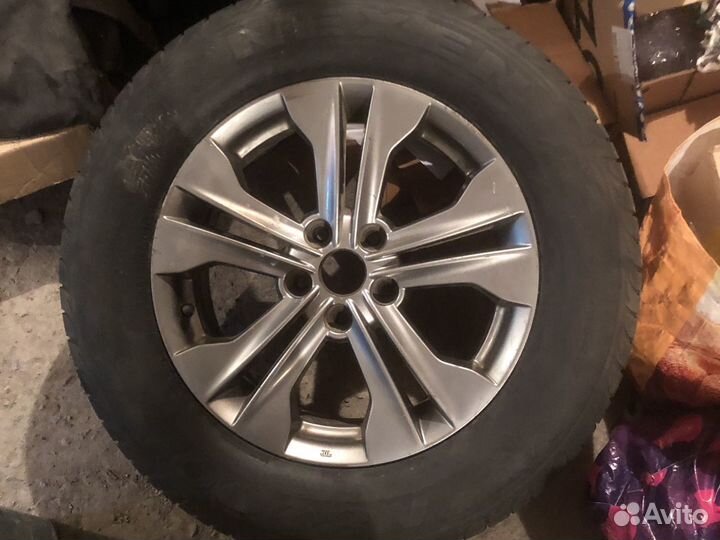 R17 Nexen N8000 235/65, PCD 5x114.3 DIA 67.1