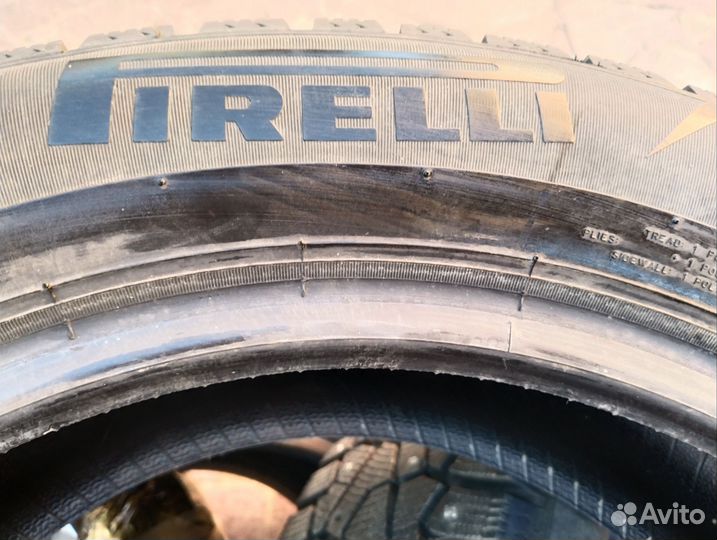 Pirelli Ice Zero 225/55 R17 101T