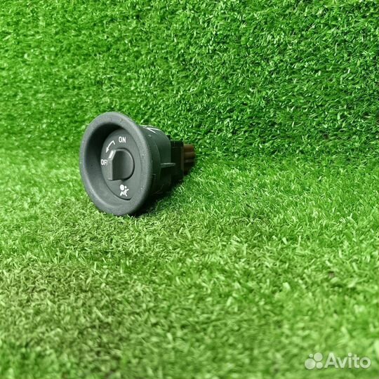 Кнопка Airbag Renault Logan 2007 8200169589