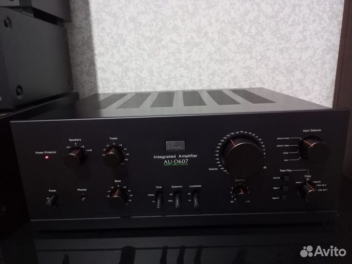 Усилитель sansui D- 607