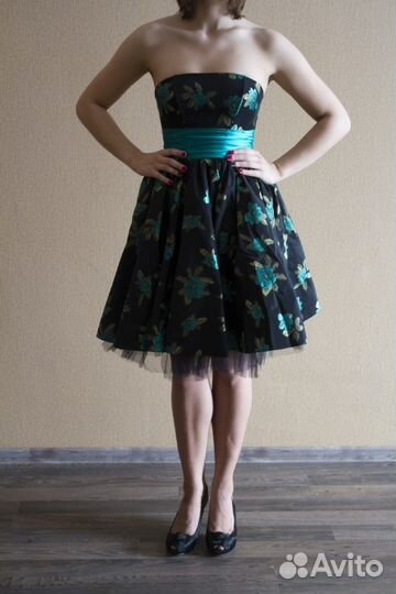 Нарядное платье