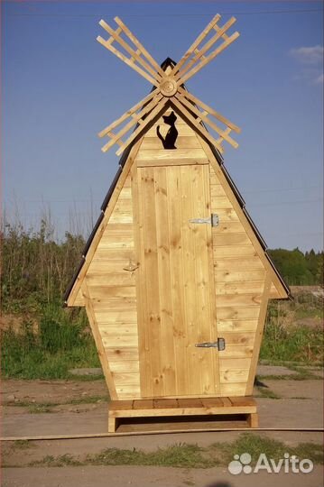 Дачный туалет деревянный