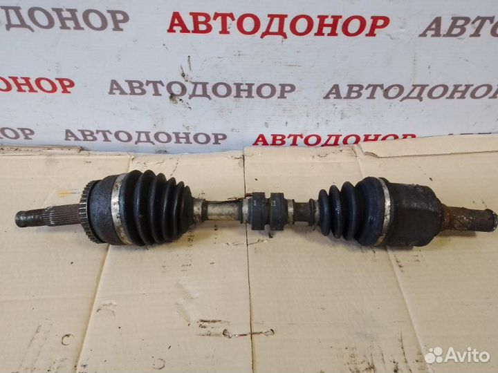 Полуось привод передний левый Nissan Primera P12