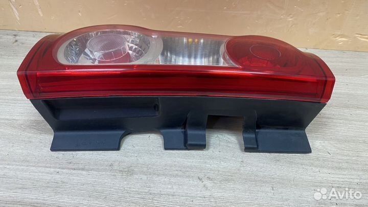 Фонарь задний левый ваз (LADA) Largus I (2012—2021