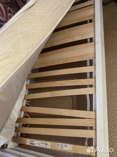 Детская кровать с матрасом