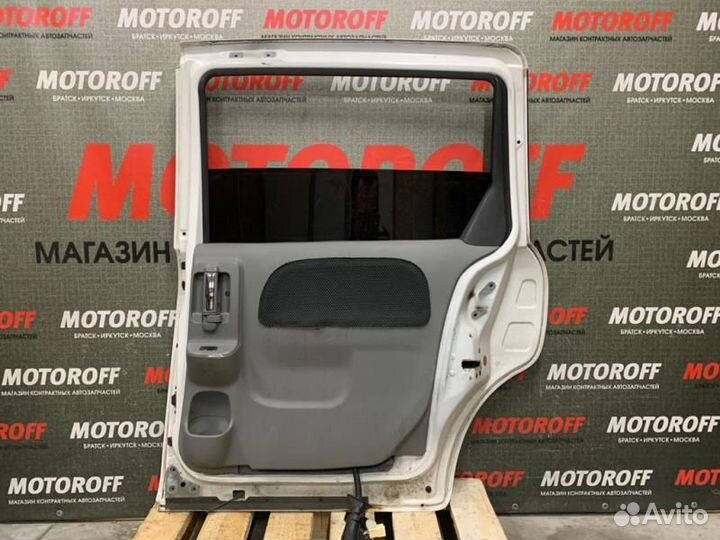 Дверь задняя правая Тойота Сиента NCP81 свет А937