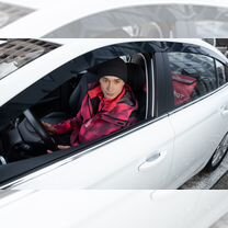 Автокурьер на своем автомобиле