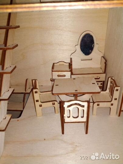 Домик кукольный