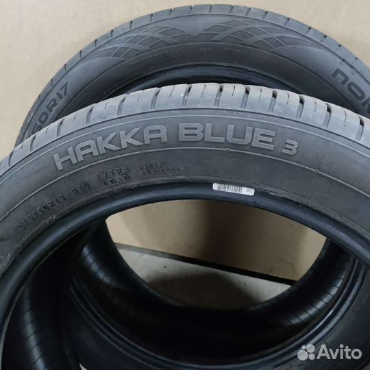 Nokian Tyres Hakka Blue 3 215/50 R17 95V